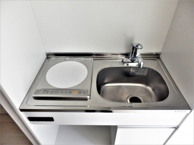 世田谷区深沢６丁目のアパートのキッチン