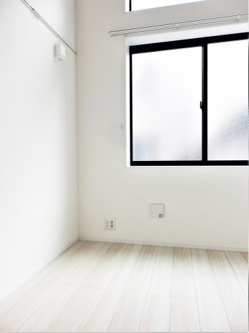 世田谷区深沢６丁目のアパートの洋室