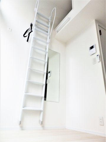 世田谷区深沢６丁目のアパートの居間・リビング