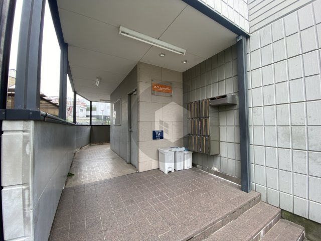 エムズコンフォートのエントランス