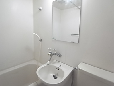 【洗面所】 | アルファネクストベイシティ津田沼 | ゆったりとスペースのある洗面所