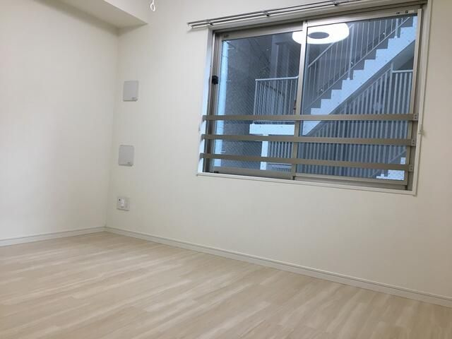 ラフィーネ音羽の居間・リビング