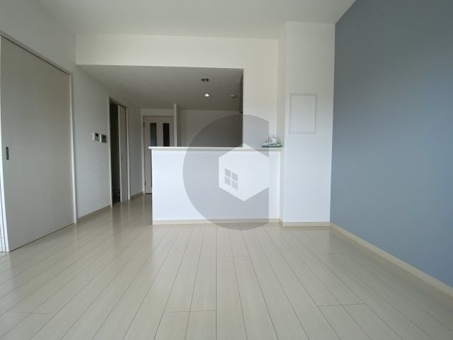 東大阪市西堤学園町２丁目の賃貸マンションの居間・リビング