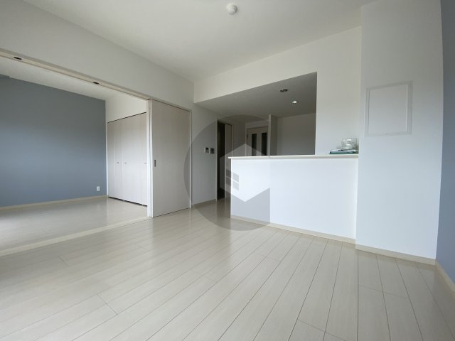 東大阪市西堤学園町２丁目の賃貸マンションの居間・リビング