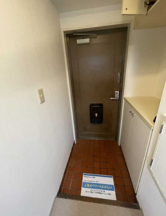 ダイアパレス池尻大橋　分譲賃貸　高層階　日勤管理の玄関