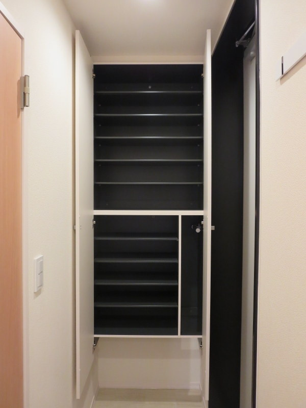 リビオン西青木の収納