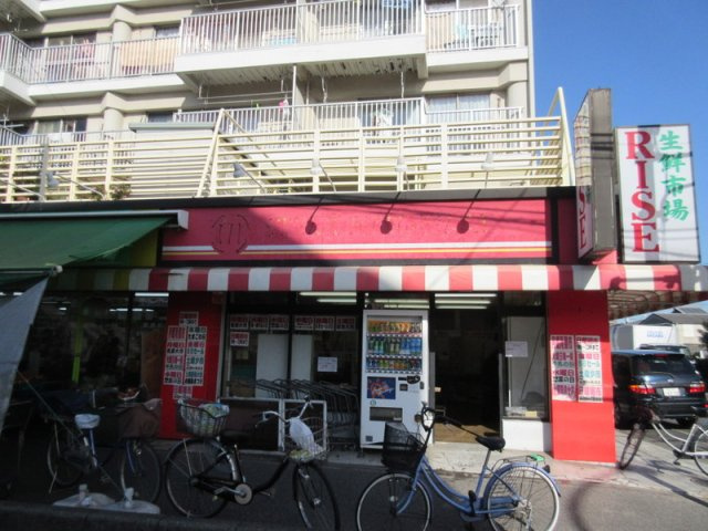 リビオン西青木の周辺