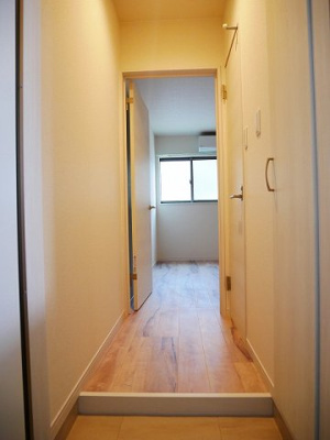 【玄関】 | ラトゥール吉塚 | 下駄箱もしっかりついてます！