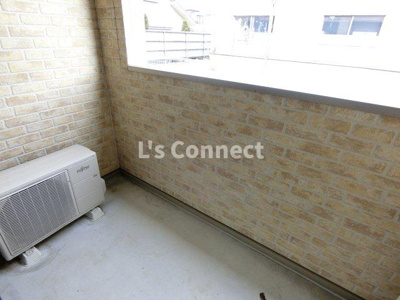 【バルコニー】 | Ｓｔ・ｐａｌ．ＫⅠ | 晴れた日には洗濯物もたくさん干せます。