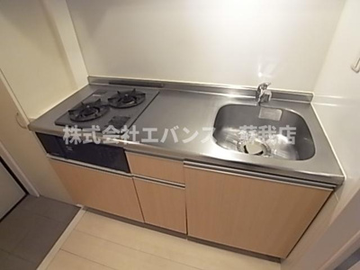 【キッチン】 | グラン・ノワール | コンパクトなキッチンで掃除もラクラク