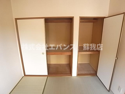 【収納】 | オーティアス1 | こまごまとしたものを収納できそうですね