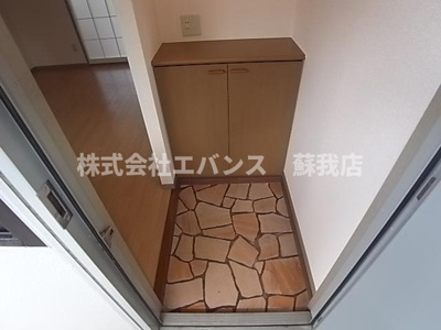 【玄関】 | オーティアス1 | 明るい玄関です