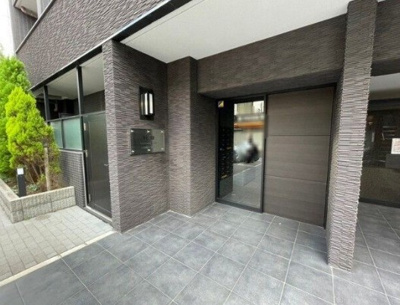 【エントランス】 | Le'a横濱ヴィヴァーチェ