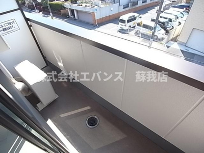 【バルコニー】 | KOTI SOGA（コティ ソガ） | 陽当たり良好なバルコニーです