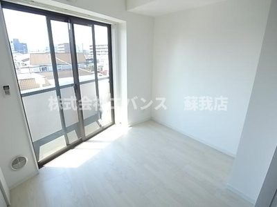 【寝室】 | KOTI SOGA（コティ ソガ） | 落ち着いて過ごせるお部屋なので、寝室にいかがでしょうか