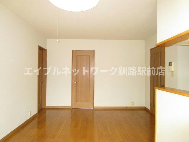 和田ハイツの居間・リビング