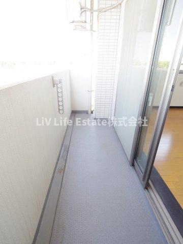 メゾンポメル小川のバルコニー