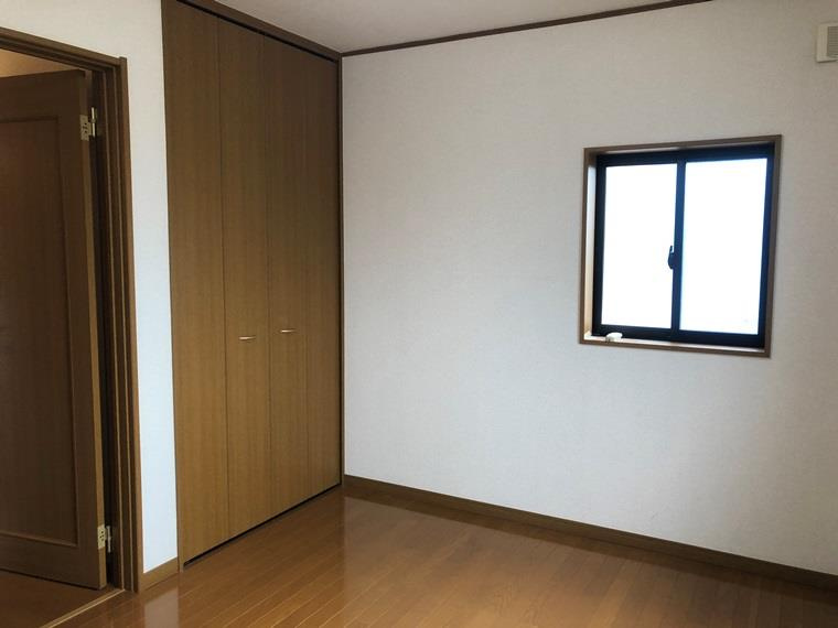 花井戸建の収納