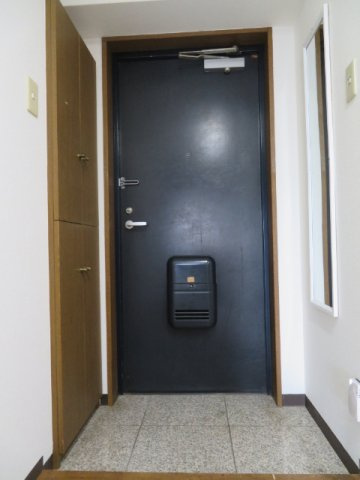 【玄関】 | ベルメゾン石垣西