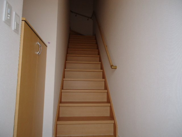 エクセルヴィラのその他|階段