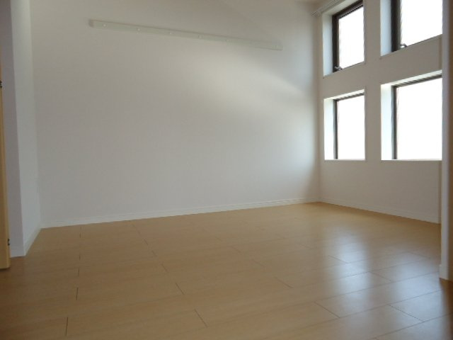 エクセルヴィラの内装|南側洋室