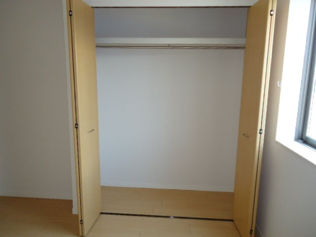 エクセルヴィラの収納|北側洋室収納