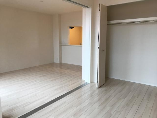 久留米市高良内町のアパートの内装|室内