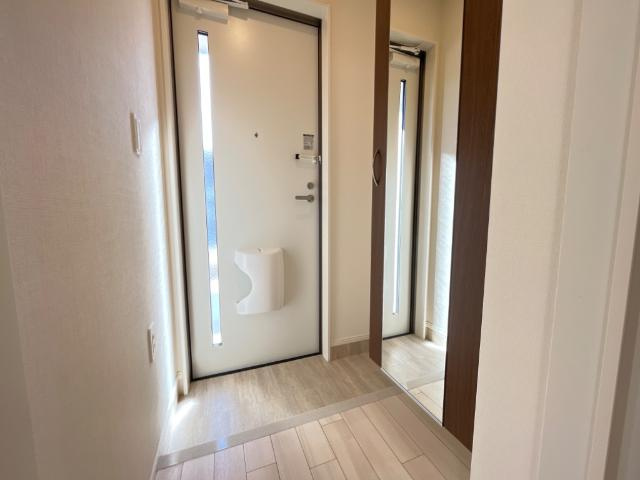 アザレアの内装|玄関