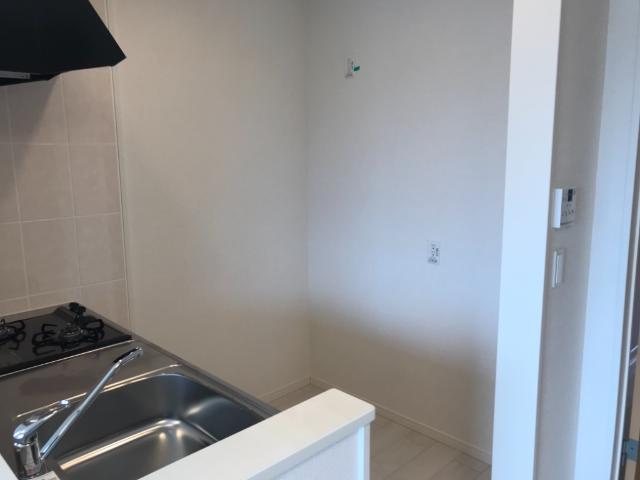 GRACE-GAIAのキッチン|冷蔵庫置場