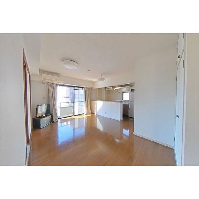 レジデンス３０の居間・リビング