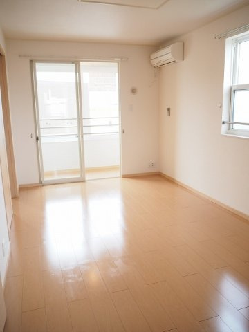 ラ・メールＢの居間・リビング|使いやすいリビングです