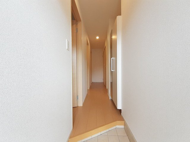 アルト・ピアーノⅠの玄関|玄関です