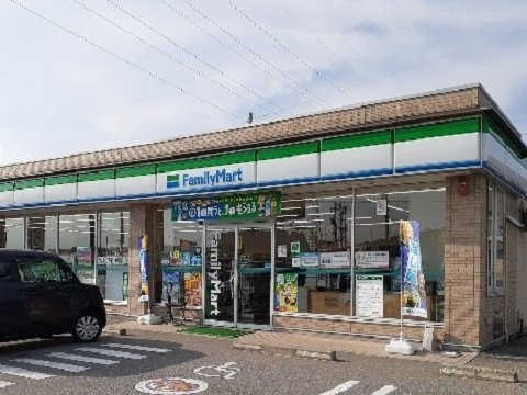 アルト・ピアーノⅠの周辺|ファミリーマート富山茶屋町店まで450m