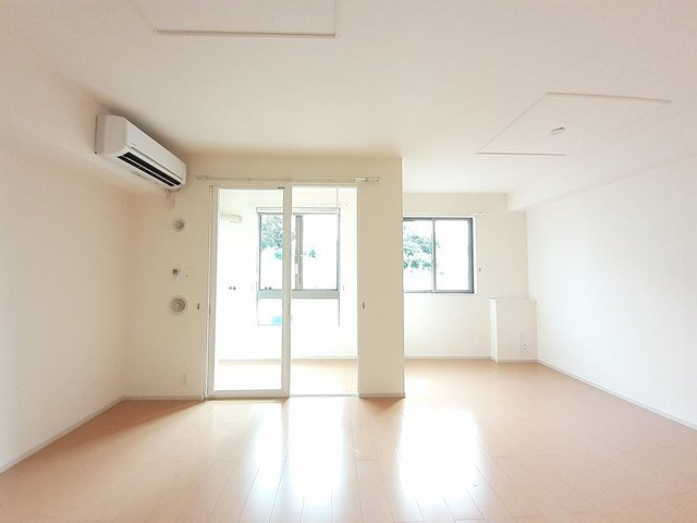 アルト・ピアーノⅠの居間・リビング|おしゃれな居間です