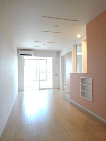 シャンティⅡＡの居間・リビング|ゆったり過ごせるリビングです