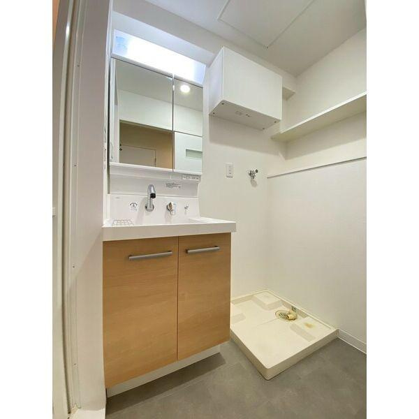 フロンティアタワー九条2の洗面所