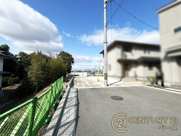 リーブルガーデン額田部北町 ／新築一戸建の前面道路含む現地写真|■現地撮影写真■落ち着いた雰囲気の場所です！