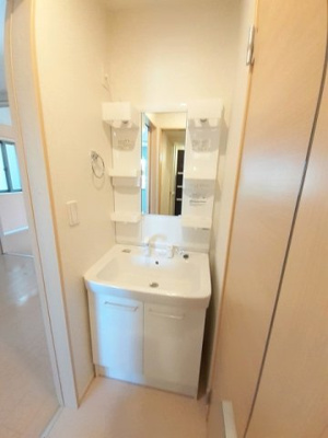 【洗面所】 | クローバーヒルズＢ