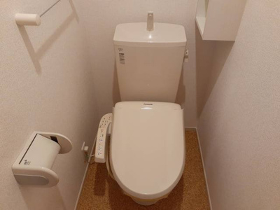 【トイレ】 | ポム・ダムール