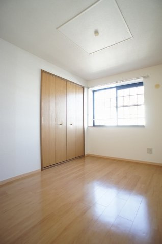 エクセレント小島の内装