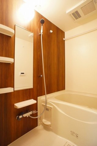 メゾン・ド・エクレールの浴室