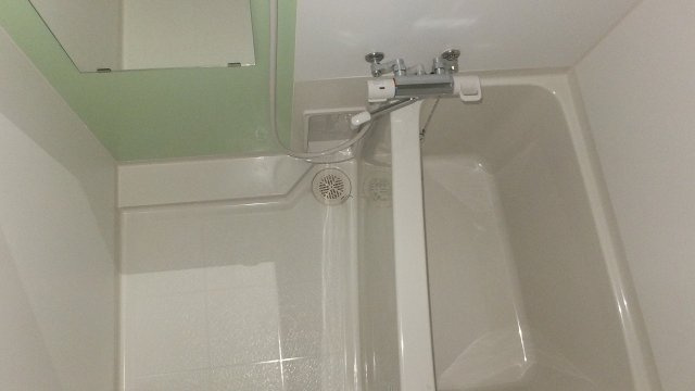 レオネクスト御影中町の浴室|使いやすいお風呂です