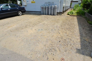 【駐車場】