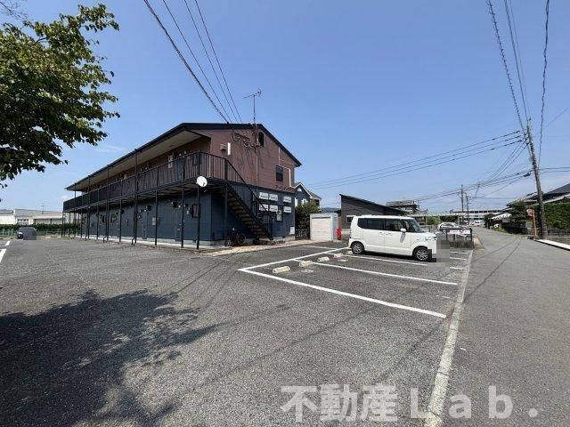 アーバンハイツの駐車場