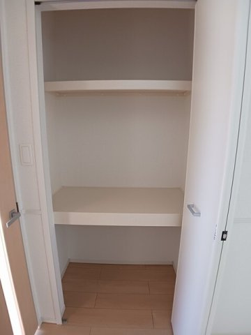 ストロベリーフィールドⅡＢの収納