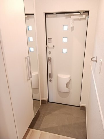 【玄関】 | メゾン　ド　藤