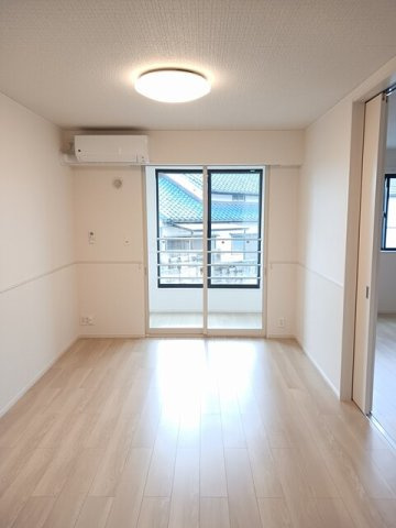 【居間・リビング】 | メゾン　ド　藤