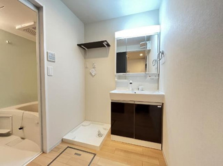 【洗面所】 | ラウレア | 洗面（イメージ）