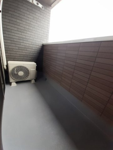 キモクレンのバルコニー