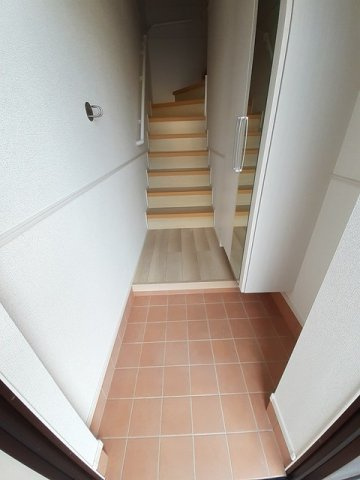 キモクレンの玄関